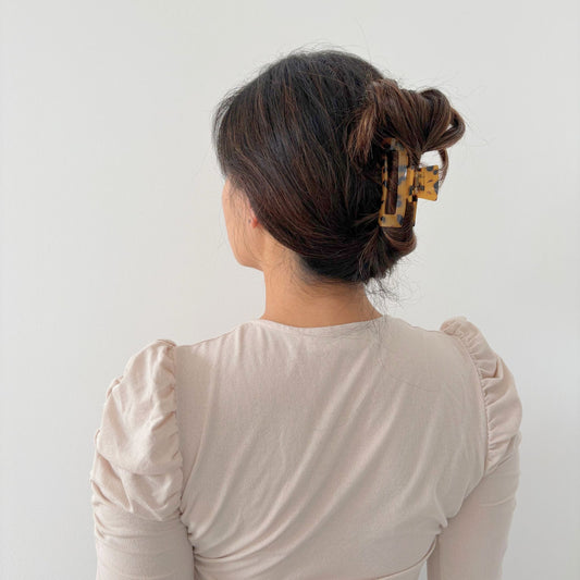 Bold Hair Claw
